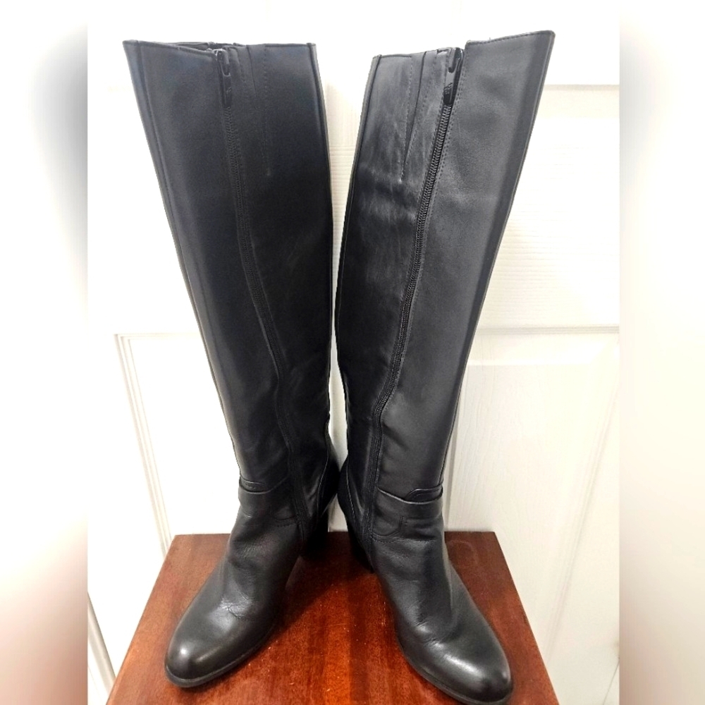 Marc Fisher Black Heeled Boots - Picture 4 of 10